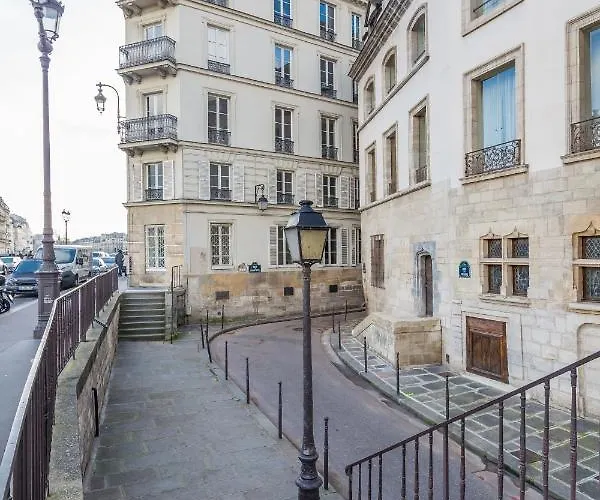 Veeve - Quai Aux Fleurs Apartmán